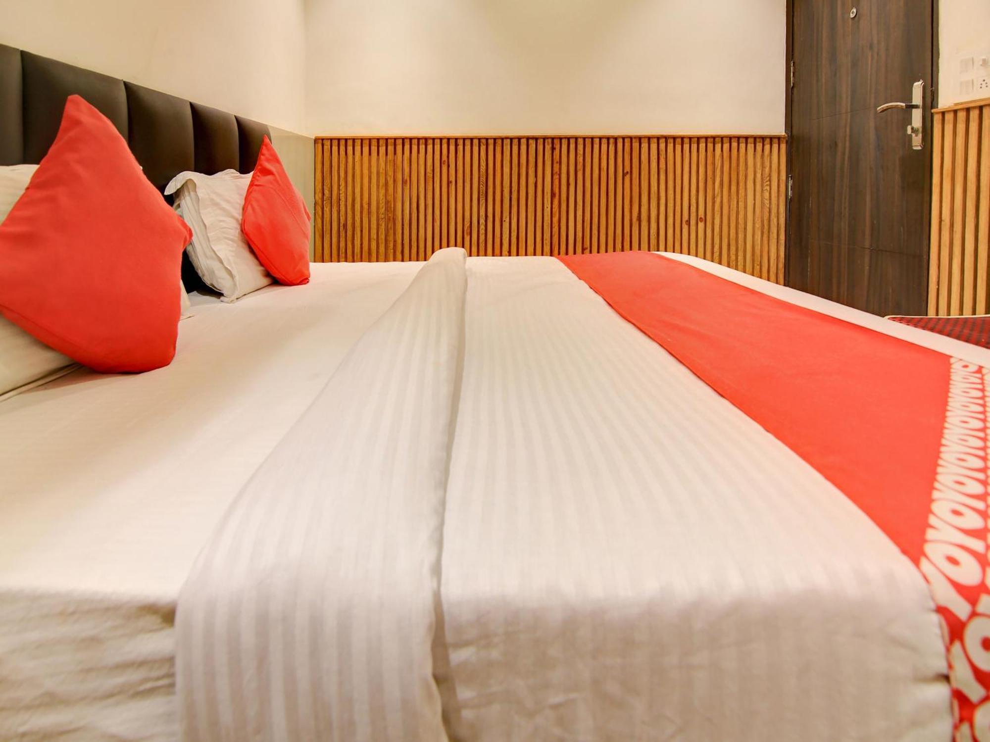 Hotel O Shri Sai Delhi  Eksteriør billede