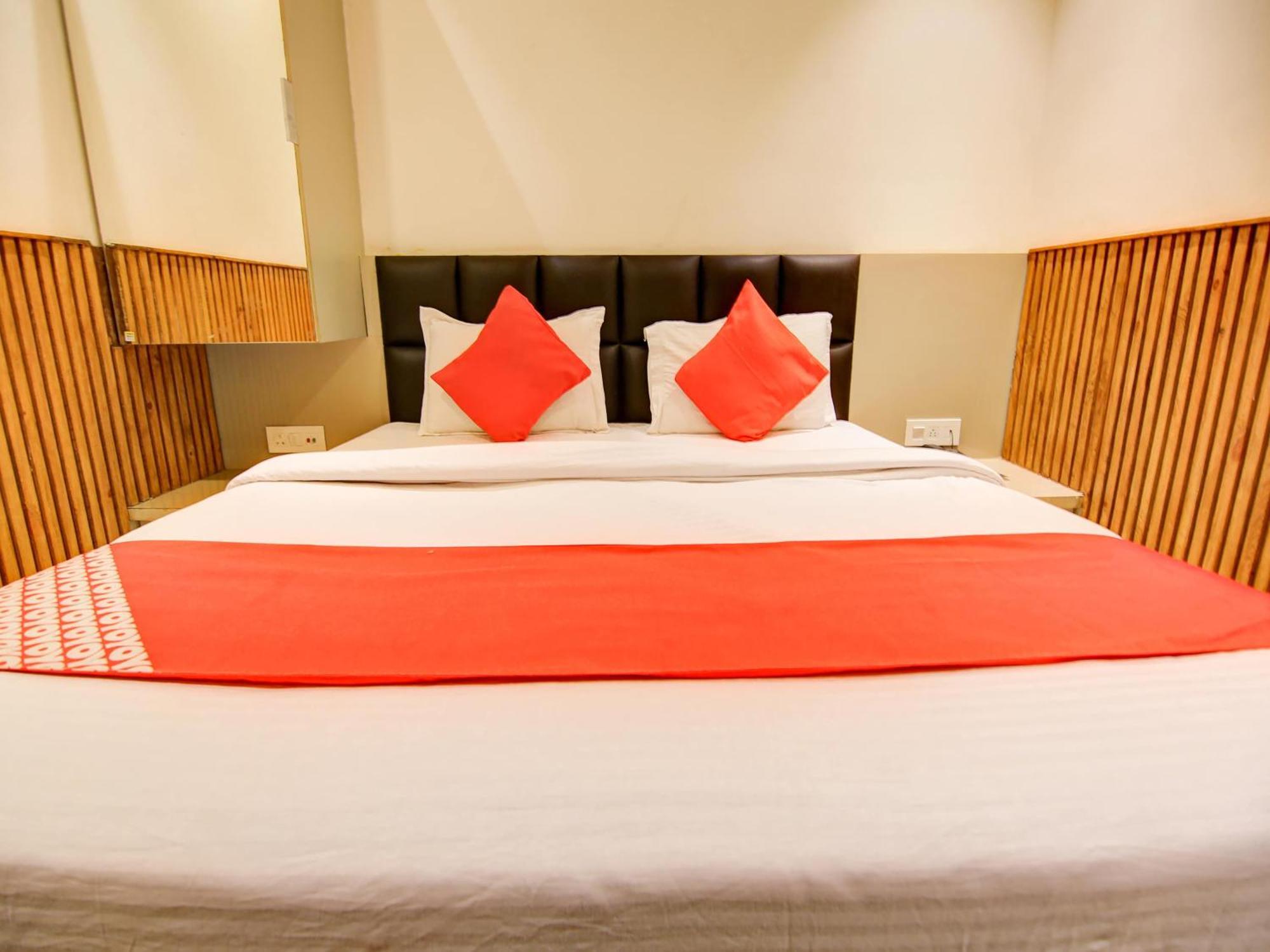 Hotel O Shri Sai Delhi  Eksteriør billede